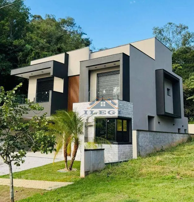 Foto 2 de Casa de Condomínio com 3 quartos à venda, 460m2 em Louveira - SP