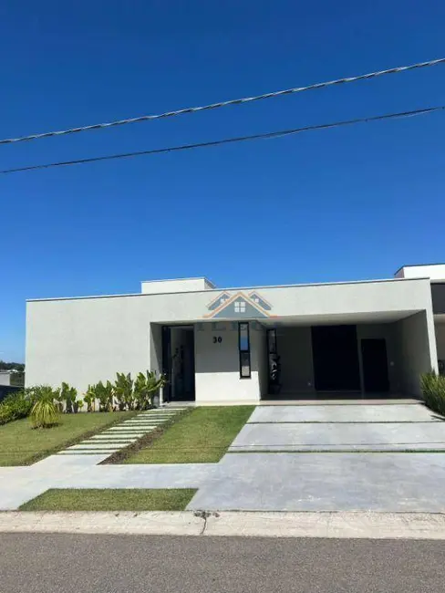 Foto 1 de Casa de Condomínio com 3 quartos à venda, 525m2 em Louveira - SP