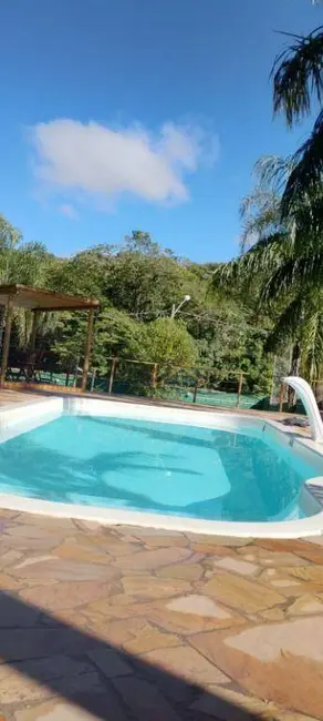 Chácara com 2 quartos à venda, 1000m2 em Ivoturucaia, Jundiai - SP - imagem 5 Foto 5 de Chácara com 2 quartos à venda, 1000m2 em Ivoturucaia, Jundiai - SP
