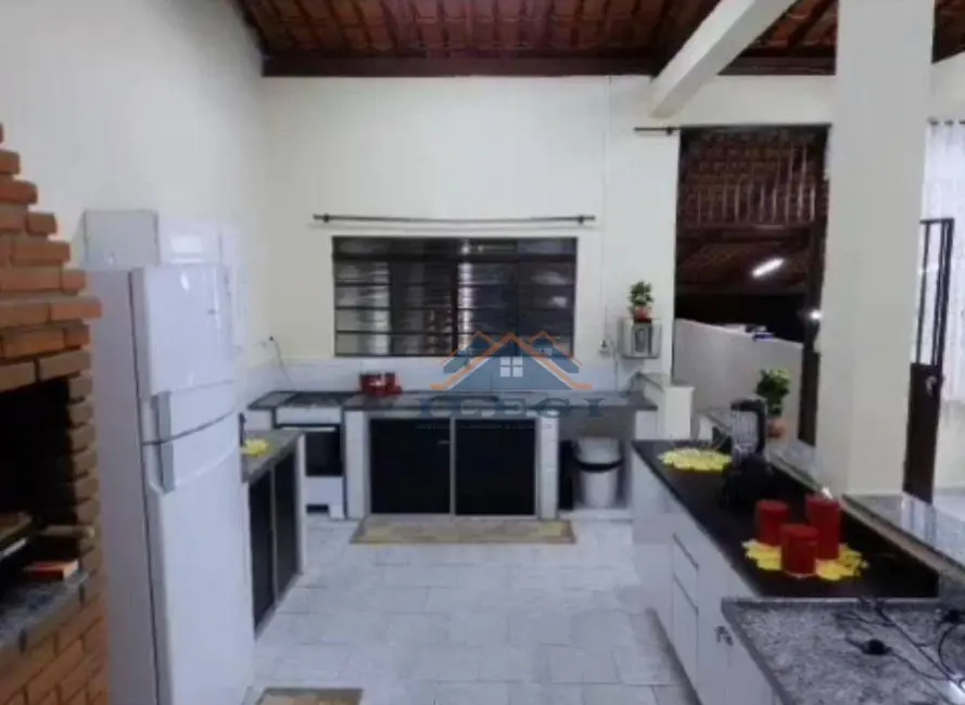 Chácara com 2 quartos à venda, 1000m2 em Ivoturucaia, Jundiai - SP - imagem 7 Foto 7 de Chácara com 2 quartos à venda, 1000m2 em Ivoturucaia, Jundiai - SP