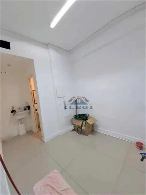 Sala Comercial à venda e para alugar, 102m2 em Santa Rosa, Vinhedo - SP - imagem 6 Foto 6 de Sala Comercial à venda e para alugar, 102m2 em Santa Rosa, Vinhedo - SP