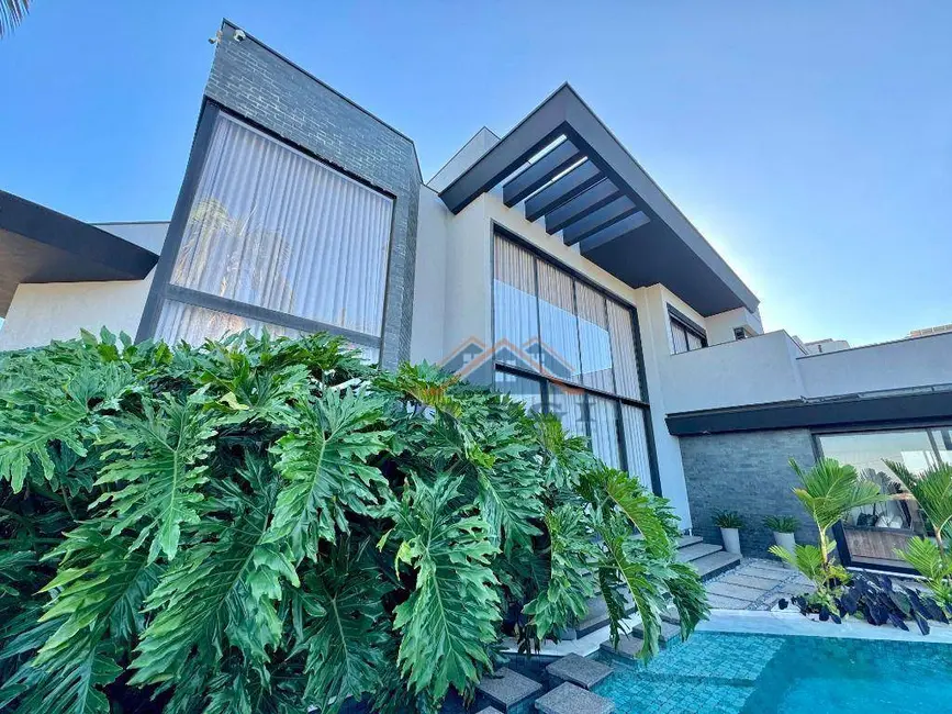 Foto 3 de Casa de Condomínio com 4 quartos à venda e para alugar, 890m2 em Vinhedo - SP