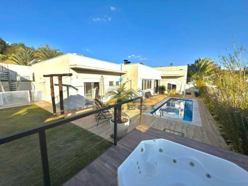 Foto 1 de Casa de Condomínio com 3 quartos à venda e para alugar, 800m2 em Santa Cândida, Vinhedo - SP
