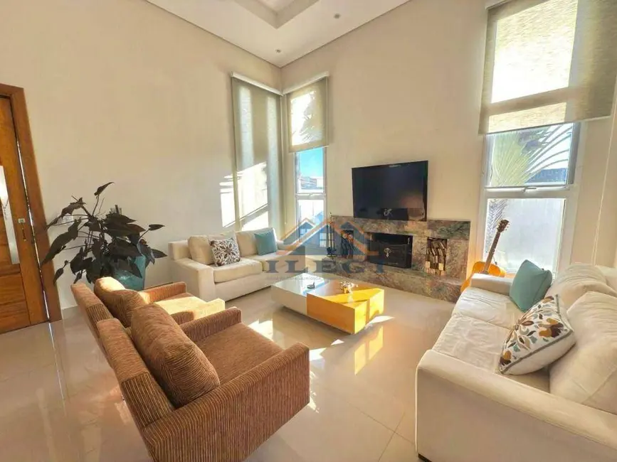 Foto 5 de Casa de Condomínio com 3 quartos à venda e para alugar, 800m2 em Santa Cândida, Vinhedo - SP