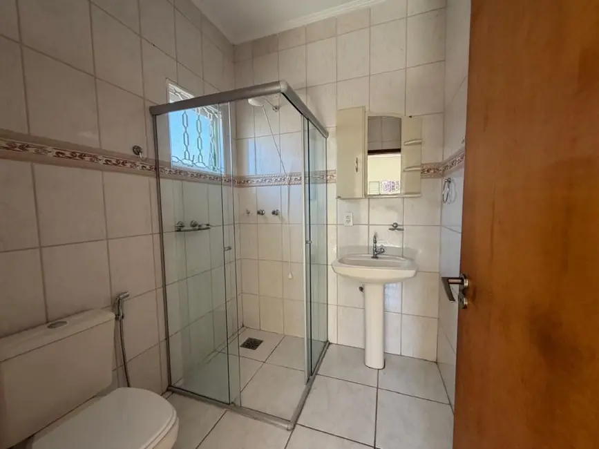 Foto 4 de Casa com 2 quartos à venda, 300m2 em Residencial Nova Era, Valinhos - SP