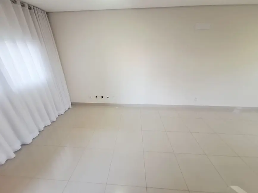 Foto 4 de Casa com 3 quartos à venda, 274m2 em Chácaras Silvania, Valinhos - SP