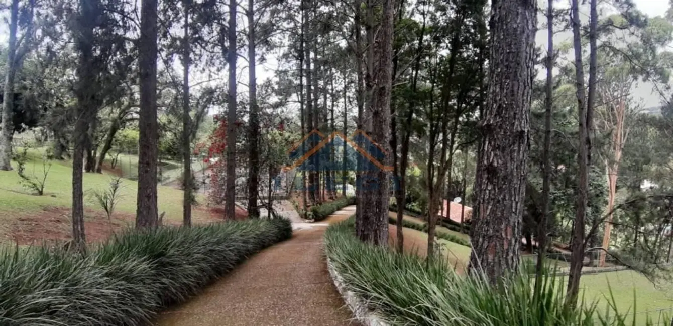 Chácara com 5 quartos à venda e para alugar, 14700m2 em Caixa D´Água, Vinhedo - SP - imagem 3 Foto 3 de Chácara com 5 quartos à venda e para alugar, 14700m2 em Caixa D´Água, Vinhedo - SP
