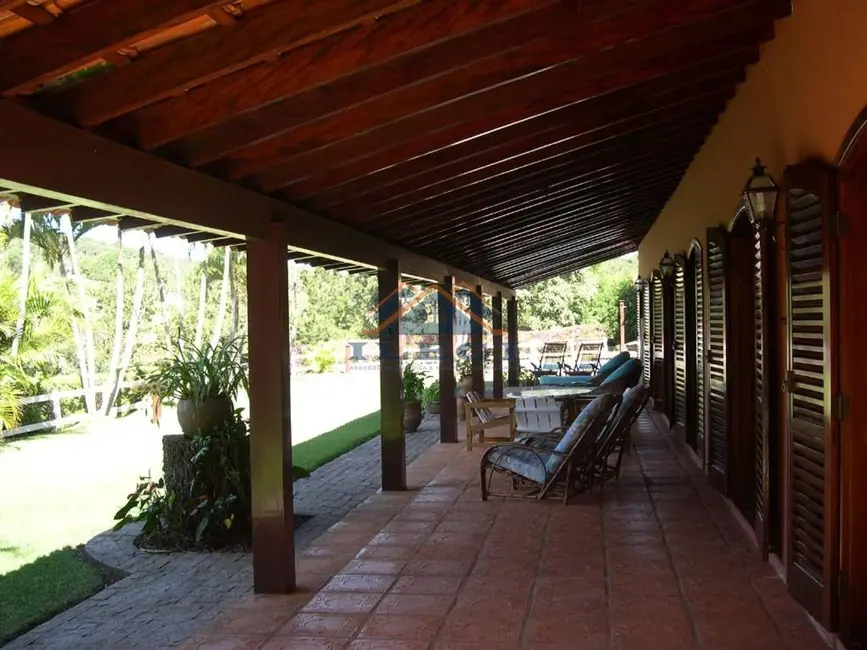 Chácara com 5 quartos à venda e para alugar, 14700m2 em Caixa D´Água, Vinhedo - SP - imagem 6 Foto 6 de Chácara com 5 quartos à venda e para alugar, 14700m2 em Caixa D´Água, Vinhedo - SP