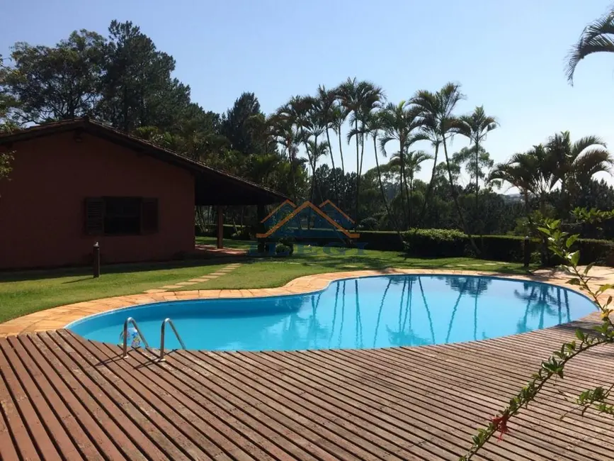 Chácara com 5 quartos à venda e para alugar, 14700m2 em Caixa D´Água, Vinhedo - SP - imagem 1 Foto 1 de Chácara com 5 quartos à venda e para alugar, 14700m2 em Caixa D´Água, Vinhedo - SP