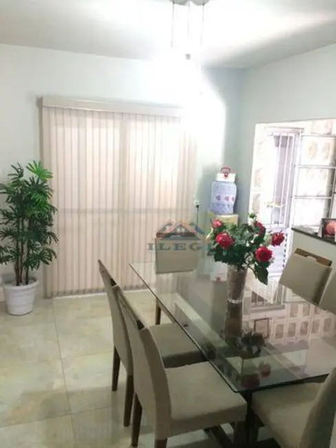 Foto 5 de Casa com 2 quartos à venda, 150m2 em Santa Claudina, Vinhedo - SP