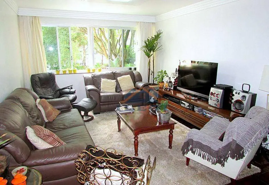 Apartamento com 3 quartos à venda, 137m2 em Vila Mariana, São Paulo - SP - imagem 2 Foto 2 de Apartamento com 3 quartos à venda, 137m2 em Vila Mariana, São Paulo - SP