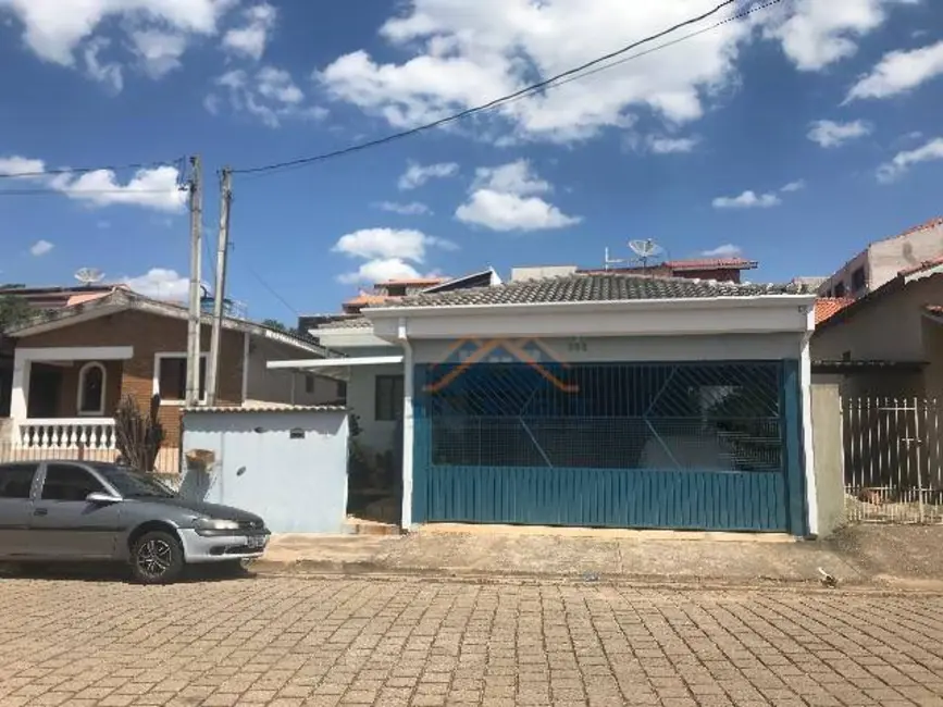 Foto 1 de Casa com 3 quartos à venda, 600m2 em Bom Jesus Dos Perdoes - SP