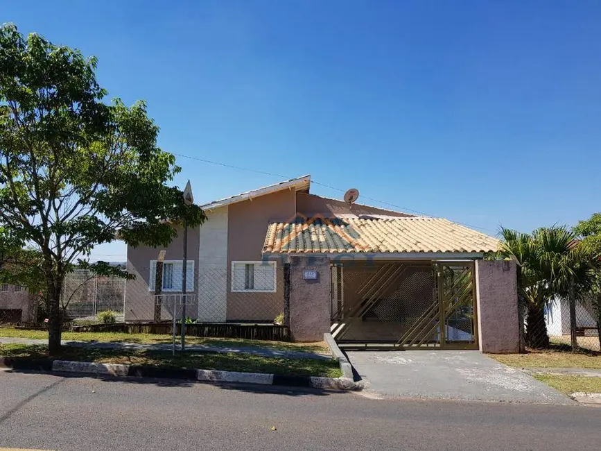 Chácara com 5 quartos à venda, 6710m2 em Louveira - SP - imagem 4 Foto 4 de Chácara com 5 quartos à venda, 6710m2 em Louveira - SP