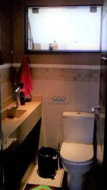 Casa de Condomínio com 3 quartos à venda, 250m2 em Valinhos - SP - imagem 9 Foto 9 de Casa de Condomínio com 3 quartos à venda, 250m2 em Valinhos - SP