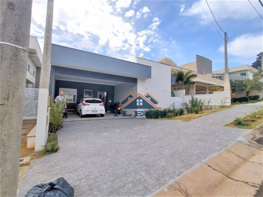 Foto 2 de Casa de Condomínio com 3 quartos à venda, 360m2 em Swiss Park, Campinas - SP