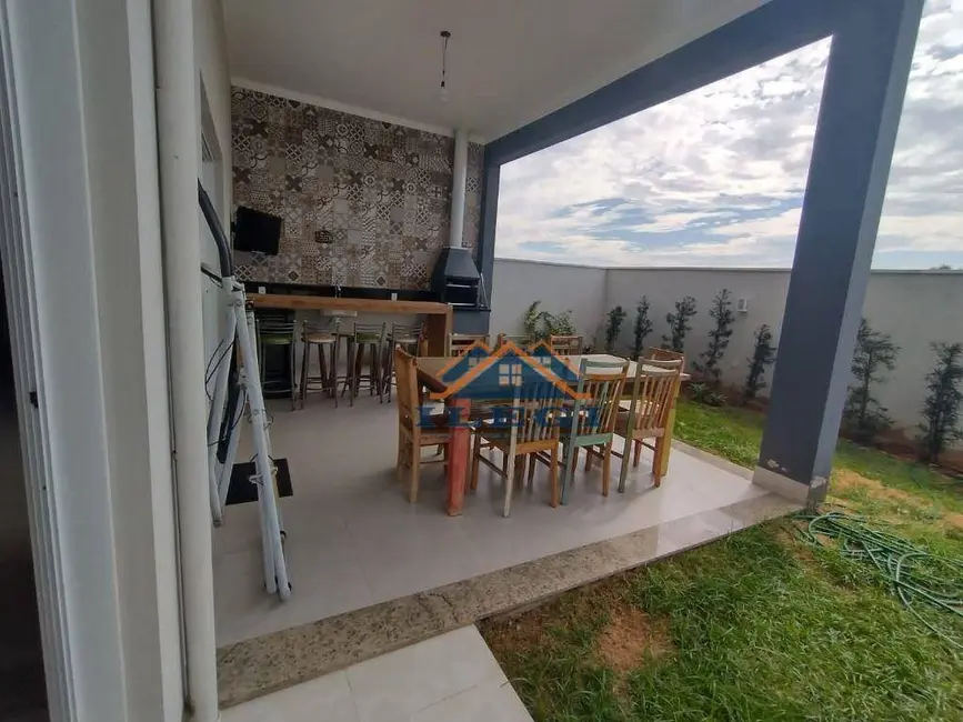 Foto 9 de Casa de Condomínio com 3 quartos à venda, 360m2 em Swiss Park, Campinas - SP