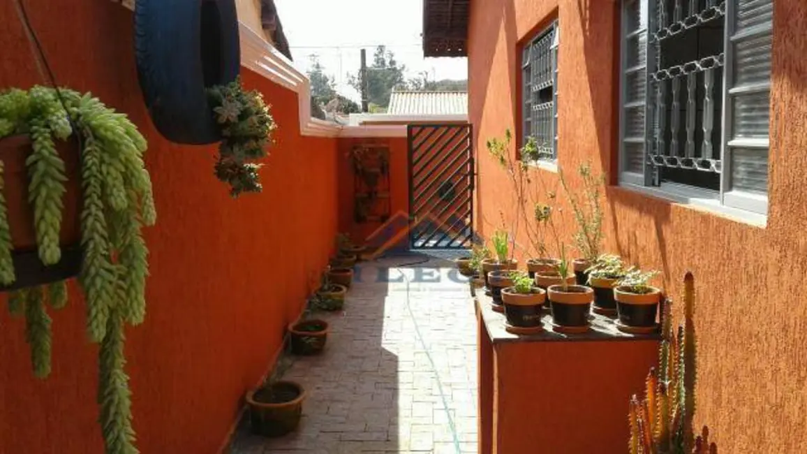 Casa com 3 quartos à venda, 230m2 em Vila São Sebastião, Valinhos - SP - imagem 5 Foto 5 de Casa com 3 quartos à venda, 230m2 em Vila São Sebastião, Valinhos - SP