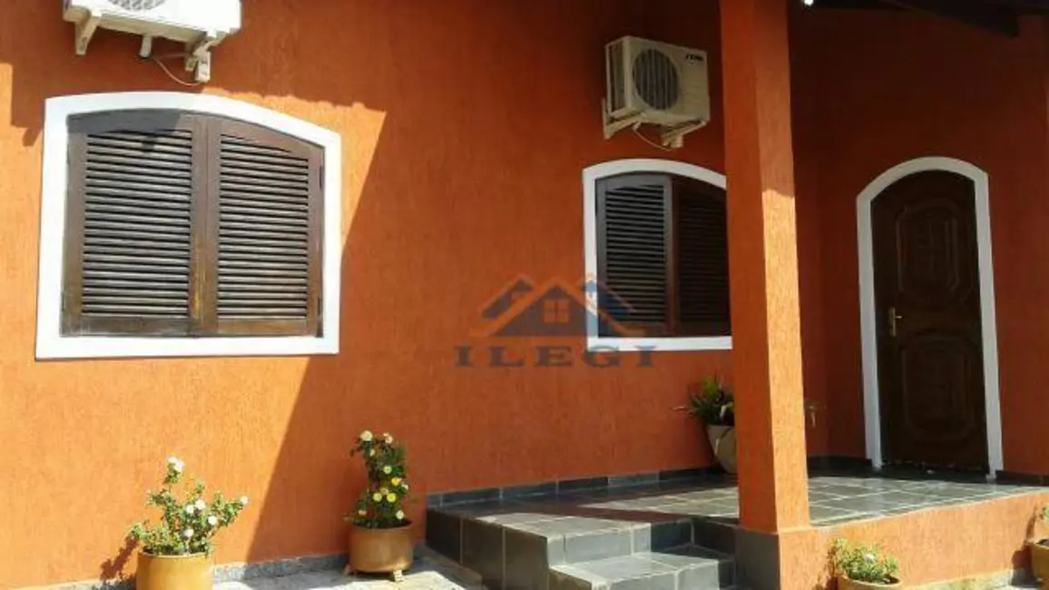 Casa com 3 quartos à venda, 230m2 em Vila São Sebastião, Valinhos - SP - imagem 4 Foto 4 de Casa com 3 quartos à venda, 230m2 em Vila São Sebastião, Valinhos - SP