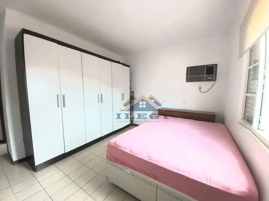 Foto 9 de Casa com 4 quartos à venda, 250m2 em Centro, Vinhedo - SP