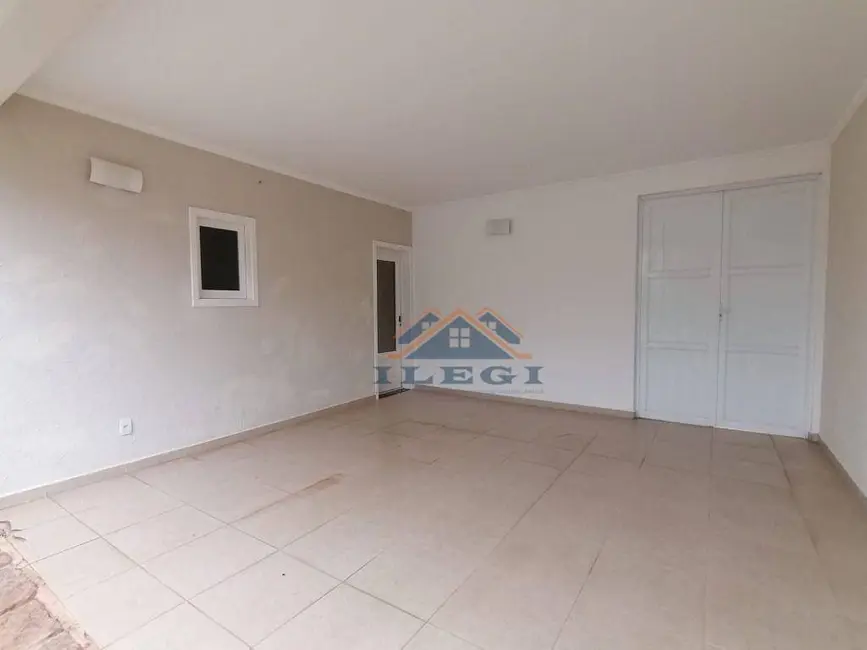 Casa de Condomínio com 3 quartos para alugar, 375m2 em Bosque, Vinhedo - SP - imagem 3 Foto 3 de Casa de Condomínio com 3 quartos para alugar, 375m2 em Bosque, Vinhedo - SP