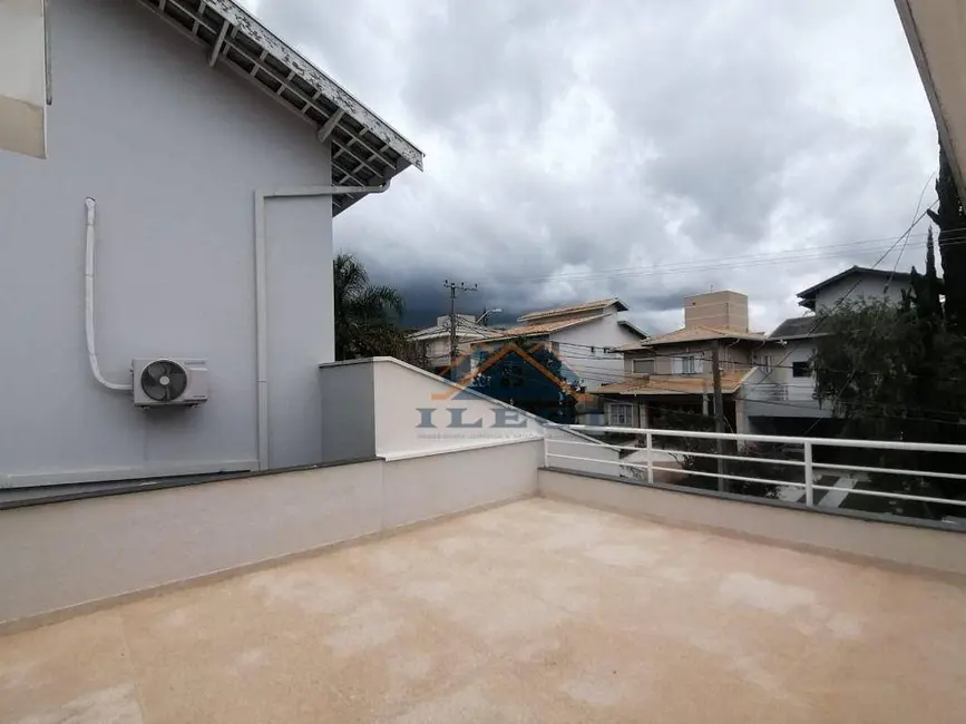 Casa de Condomínio com 3 quartos para alugar, 375m2 em Bosque, Vinhedo - SP - imagem 5 Foto 5 de Casa de Condomínio com 3 quartos para alugar, 375m2 em Bosque, Vinhedo - SP