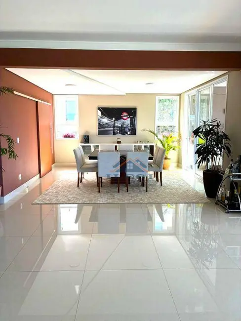 Foto 6 de Casa de Condomínio com 5 quartos à venda e para alugar, 800m2 em Valinhos - SP