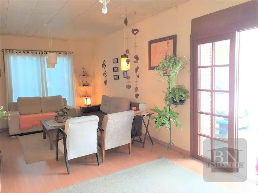 Foto 5 de Casa com 3 quartos à venda, 384m2 em Universitário, Santa Cruz Do Sul - RS