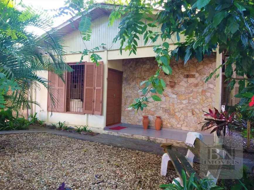 Foto 2 de Casa com 3 quartos à venda, 384m2 em Universitário, Santa Cruz Do Sul - RS