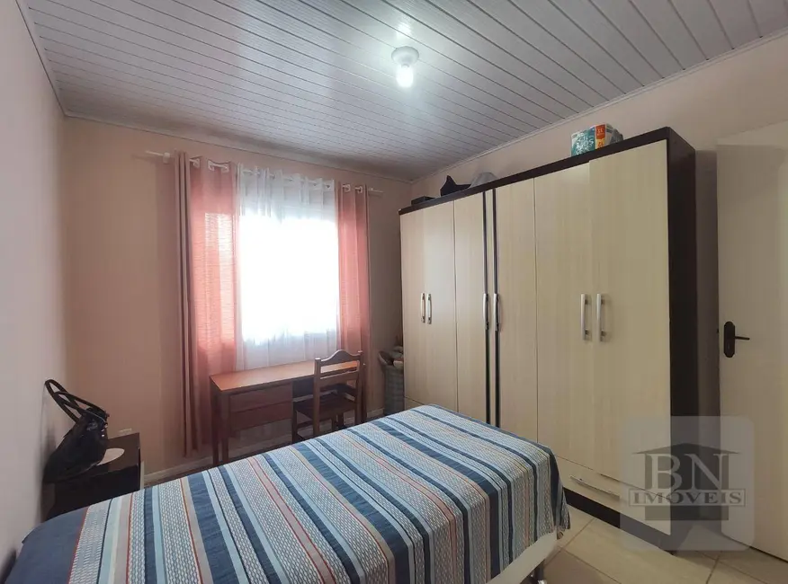 Casa com 3 quartos à venda, 250m2 em Aliança, Santa Cruz Do Sul - RS - imagem 8 Foto 8 de Casa com 3 quartos à venda, 250m2 em Aliança, Santa Cruz Do Sul - RS