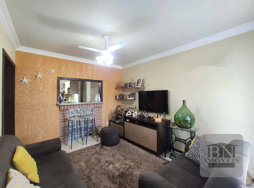Casa com 2 quartos à venda, 360m2 em Linha Santa Cruz, Santa Cruz Do Sul - RS - imagem 6 Foto 6 de Casa com 2 quartos à venda, 360m2 em Linha Santa Cruz, Santa Cruz Do Sul - RS