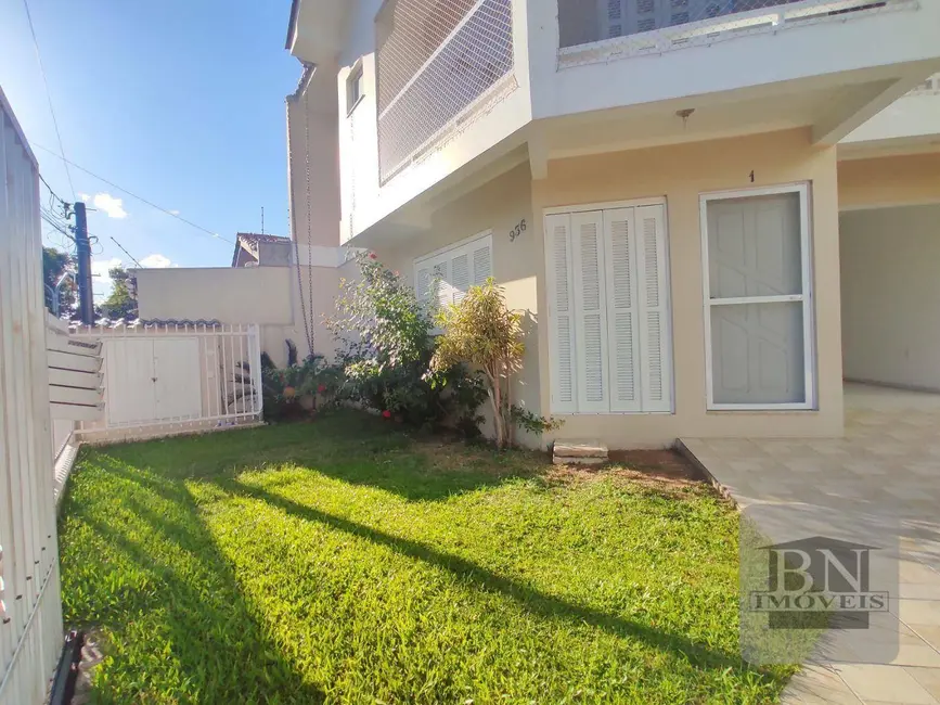 Foto 2 de Casa com 3 quartos para alugar, 125m2 em Santo Inácio, Santa Cruz Do Sul - RS