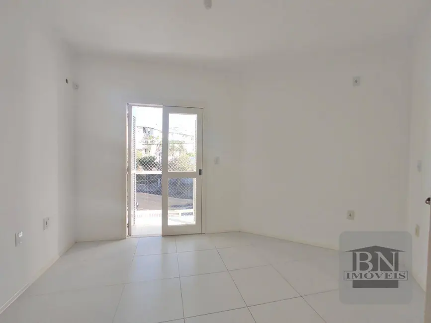 Foto 9 de Casa com 3 quartos para alugar, 125m2 em Santo Inácio, Santa Cruz Do Sul - RS