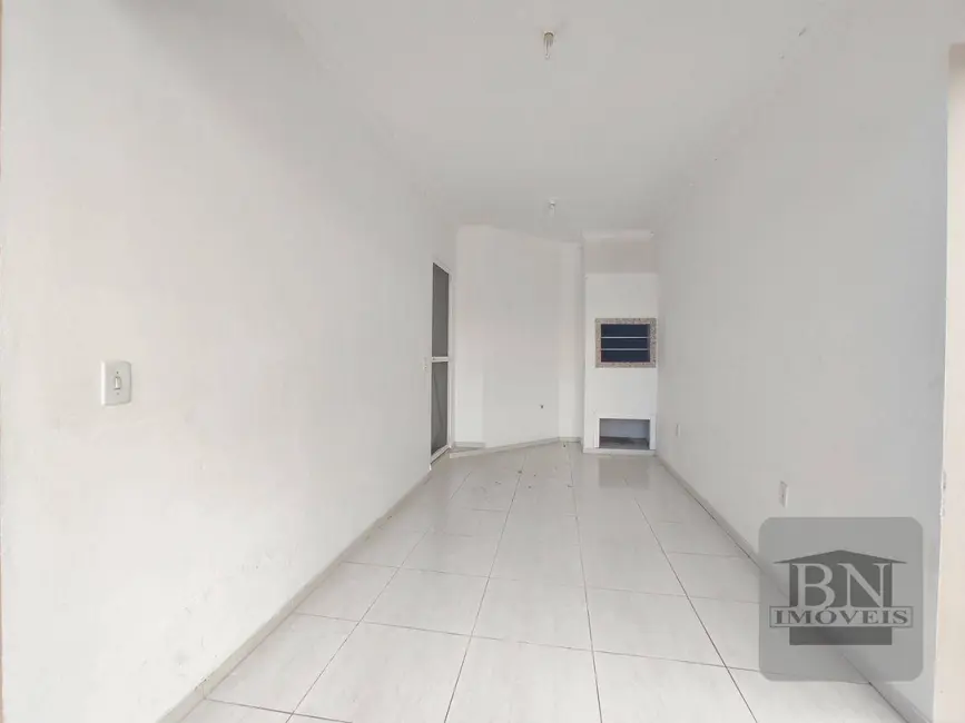Foto 3 de Casa com 3 quartos para alugar, 125m2 em Santo Inácio, Santa Cruz Do Sul - RS