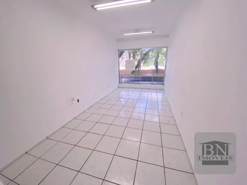 Sala Comercial para alugar, 45m2 em Centro, Santa Cruz Do Sul - RS - imagem 6 Foto 6 de Sala Comercial para alugar, 45m2 em Centro, Santa Cruz Do Sul - RS