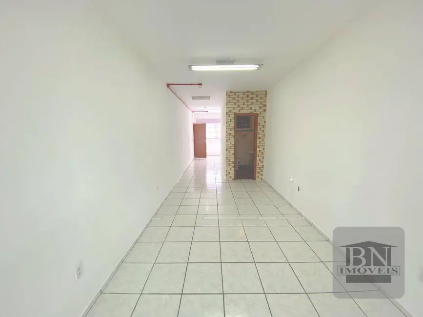 Sala Comercial para alugar, 45m2 em Centro, Santa Cruz Do Sul - RS - imagem 5 Foto 5 de Sala Comercial para alugar, 45m2 em Centro, Santa Cruz Do Sul - RS