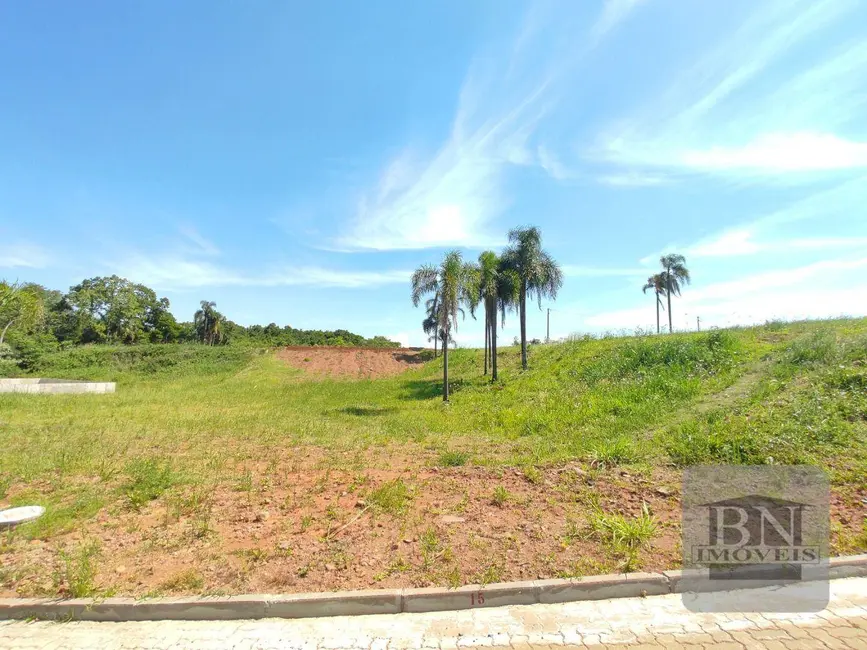 Foto 3 de Terreno / Lote à venda, 303m2 em Linha Santa Cruz, Santa Cruz Do Sul - RS