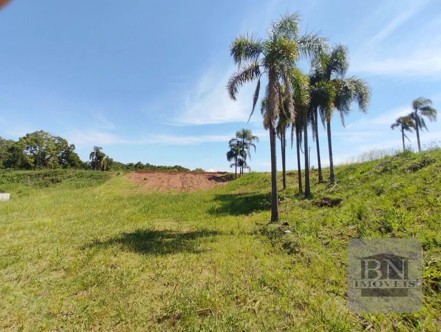 Foto 1 de Terreno / Lote à venda, 303m2 em Linha Santa Cruz, Santa Cruz Do Sul - RS