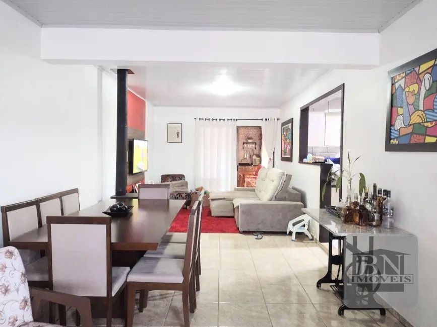 Casa com 2 quartos à venda, 360m2 em Linha Santa Cruz, Santa Cruz Do Sul - RS - imagem 4 Foto 4 de Casa com 2 quartos à venda, 360m2 em Linha Santa Cruz, Santa Cruz Do Sul - RS