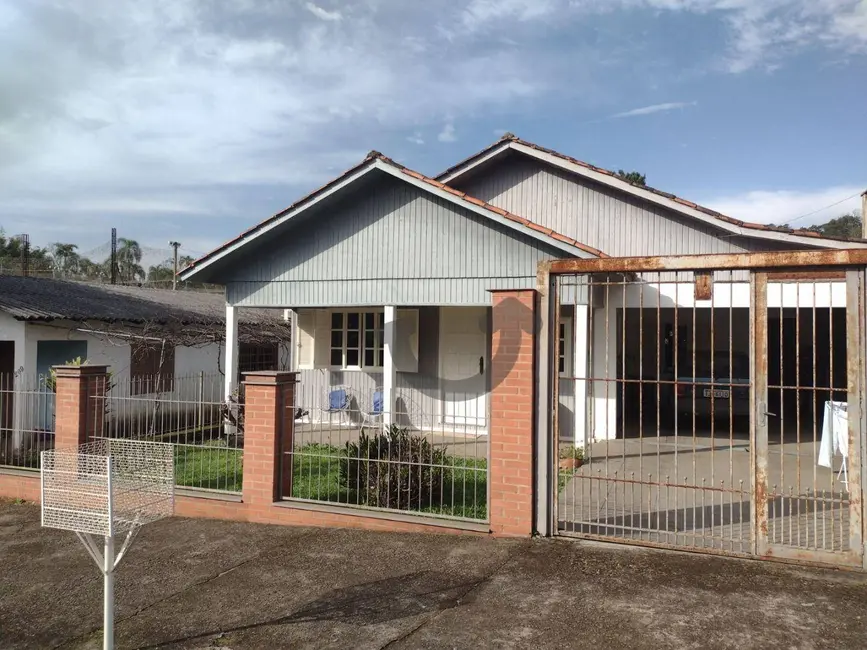 Foto 2 de Casa com 2 quartos à venda, 375m2 em Linha Santa Cruz, Santa Cruz Do Sul - RS