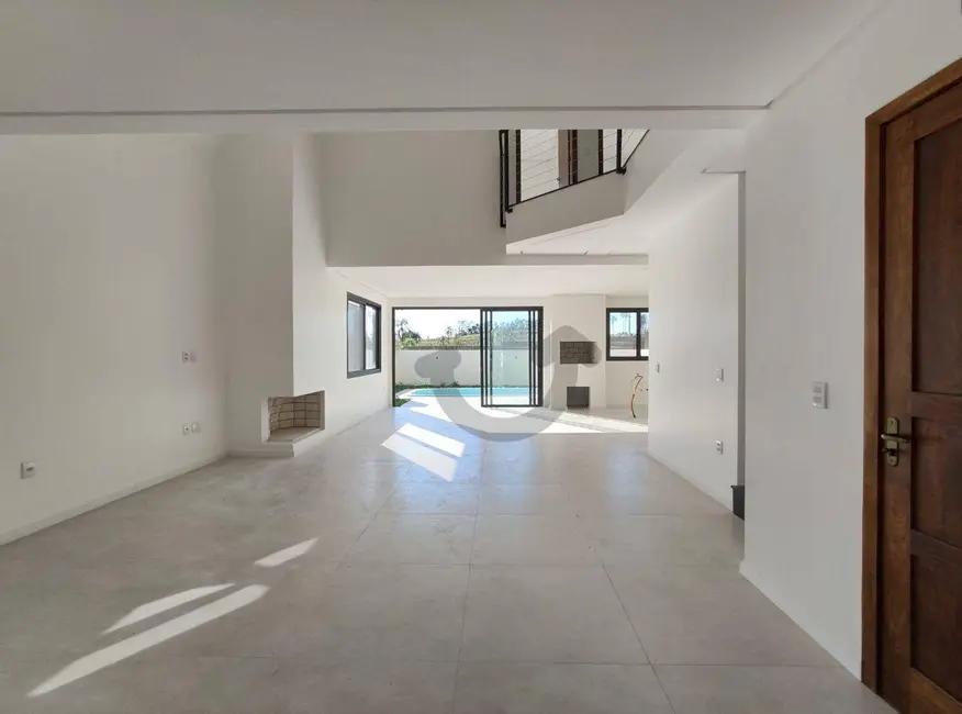 Foto 4 de Casa de Condomínio com 3 quartos à venda, 336m2 em Country, Santa Cruz Do Sul - RS