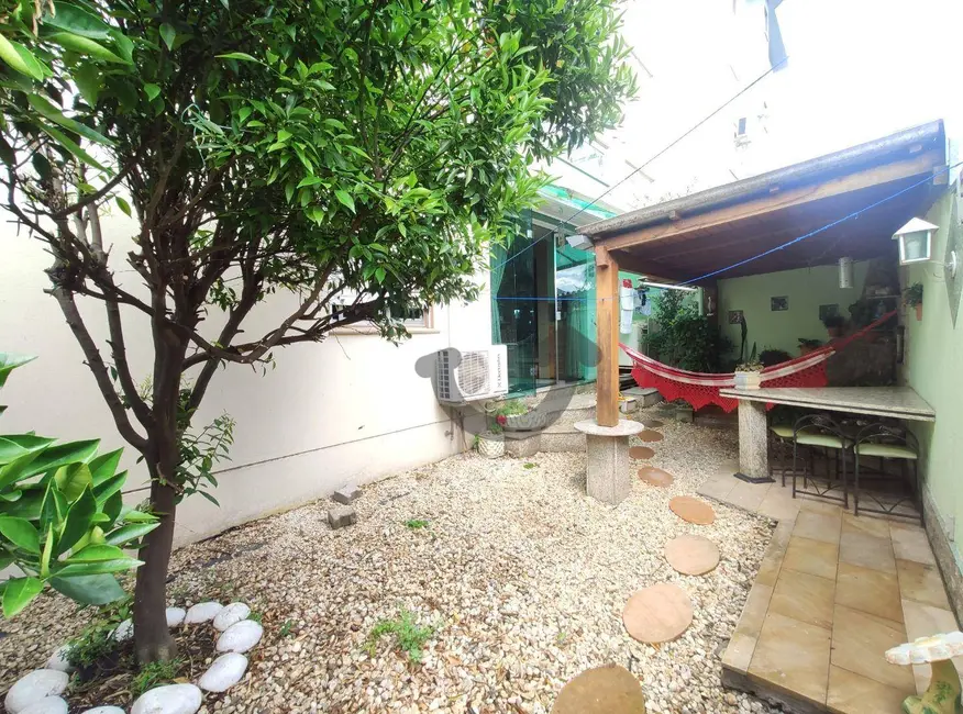 Foto 6 de Apartamento com 3 quartos à venda, 191m2 em Santo Inácio, Santa Cruz Do Sul - RS