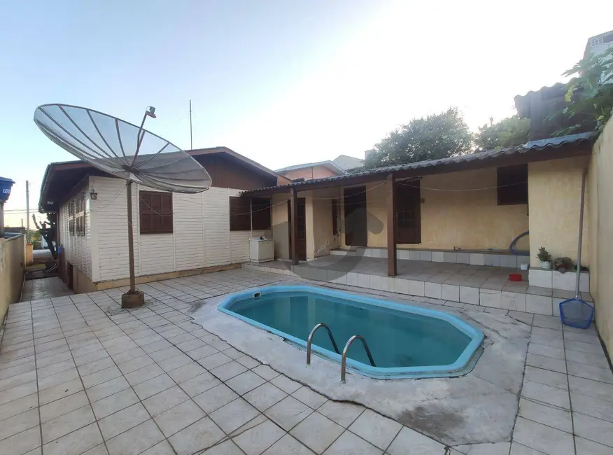 Casa com 3 quartos à venda, 300m2 em Esmeralda, Santa Cruz Do Sul - RS - imagem 4 Foto 4 de Casa com 3 quartos à venda, 300m2 em Esmeralda, Santa Cruz Do Sul - RS