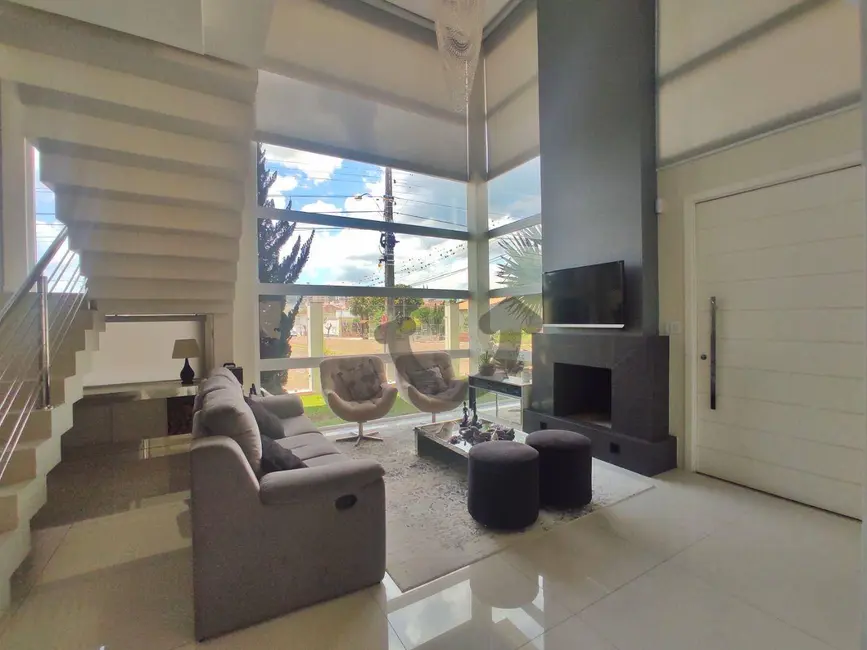 Foto 6 de Casa com 3 quartos à venda, 465m2 em Goiás, Santa Cruz Do Sul - RS