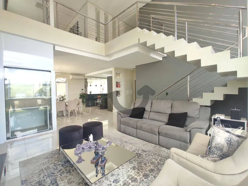 Foto 8 de Casa com 3 quartos à venda, 465m2 em Goiás, Santa Cruz Do Sul - RS