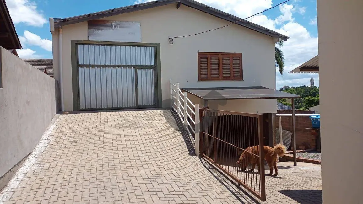 Casa com 2 quartos à venda, 393m2 em Linha Santa Cruz, Santa Cruz Do Sul - RS - imagem 3 Foto 3 de Casa com 2 quartos à venda, 393m2 em Linha Santa Cruz, Santa Cruz Do Sul - RS