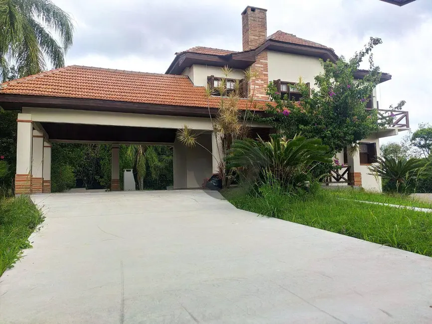 Foto 2 de Casa com 3 quartos à venda, 980m2 em Country, Santa Cruz Do Sul - RS