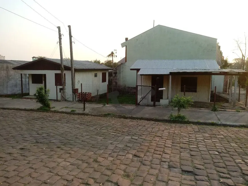 Foto 1 de Terreno / Lote à venda, 307m2 em Santo Inácio, Santa Cruz Do Sul - RS