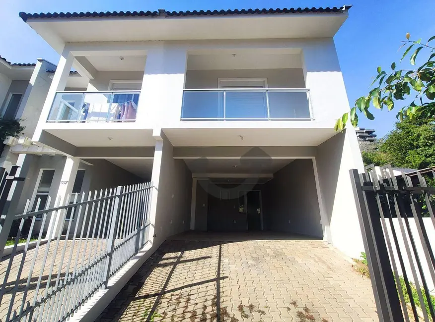 Foto 1 de Casa com 2 quartos à venda, 115m2 em Santo Inácio, Santa Cruz Do Sul - RS