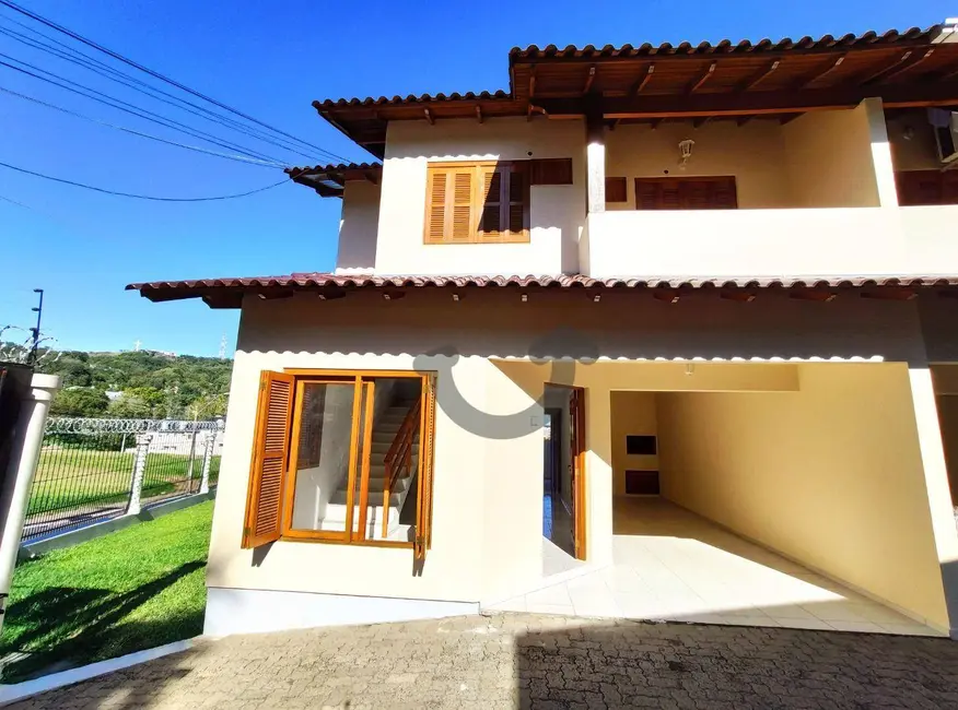Foto 1 de Casa com 3 quartos à venda, 97m2 em Centro, Santa Cruz Do Sul - RS