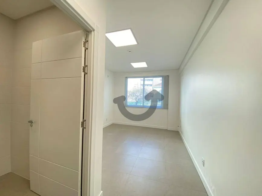 Foto 2 de Sala Comercial para alugar, 17m2 em Centro, Santa Cruz Do Sul - RS